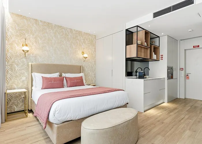 Guestready - Alma Invicta Appartement Oporto